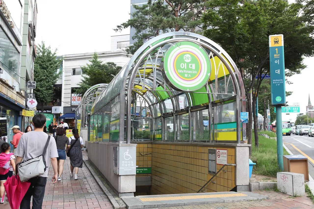 Charm Hotel Seoul